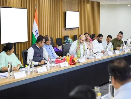 चीनी MSP बढ़ोतरी और प्याज की सीधी खरीद पर अमित शाह का आश्वासन: CM फडणवीस