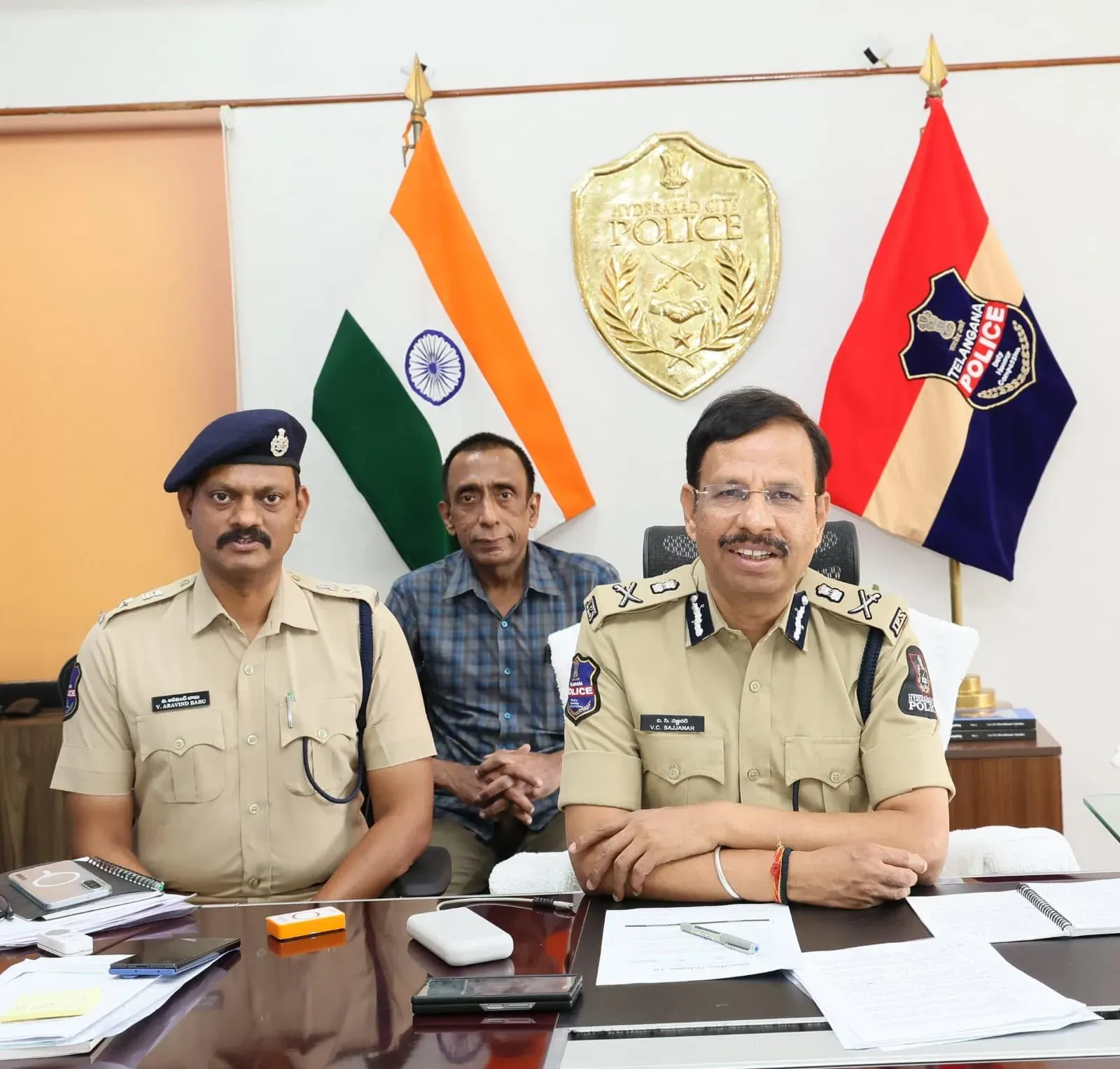 ऑपरेशन ऑक्टोपस 3.0: हैदराबाद पुलिस ने 13 राज्यों में 66 गिरफ्तार, 1,194 'घोस्ट सिम' जब्त
