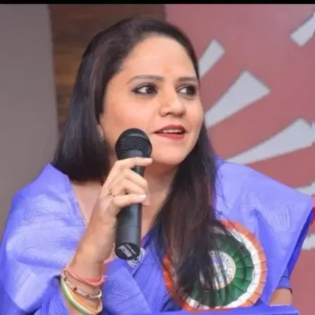तमिलनाडु महिला कांग्रेस की अध्यक्ष हजीना सैयद को हटाया गया: आलाकमान का बड़ा फैसला