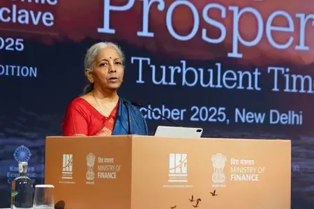 वैश्विक अस्थिरता के बीच घरेलू कारकों के चलते तेजी से बढ़ रही भारत की अर्थव्यवस्था : वित्त मंत्री