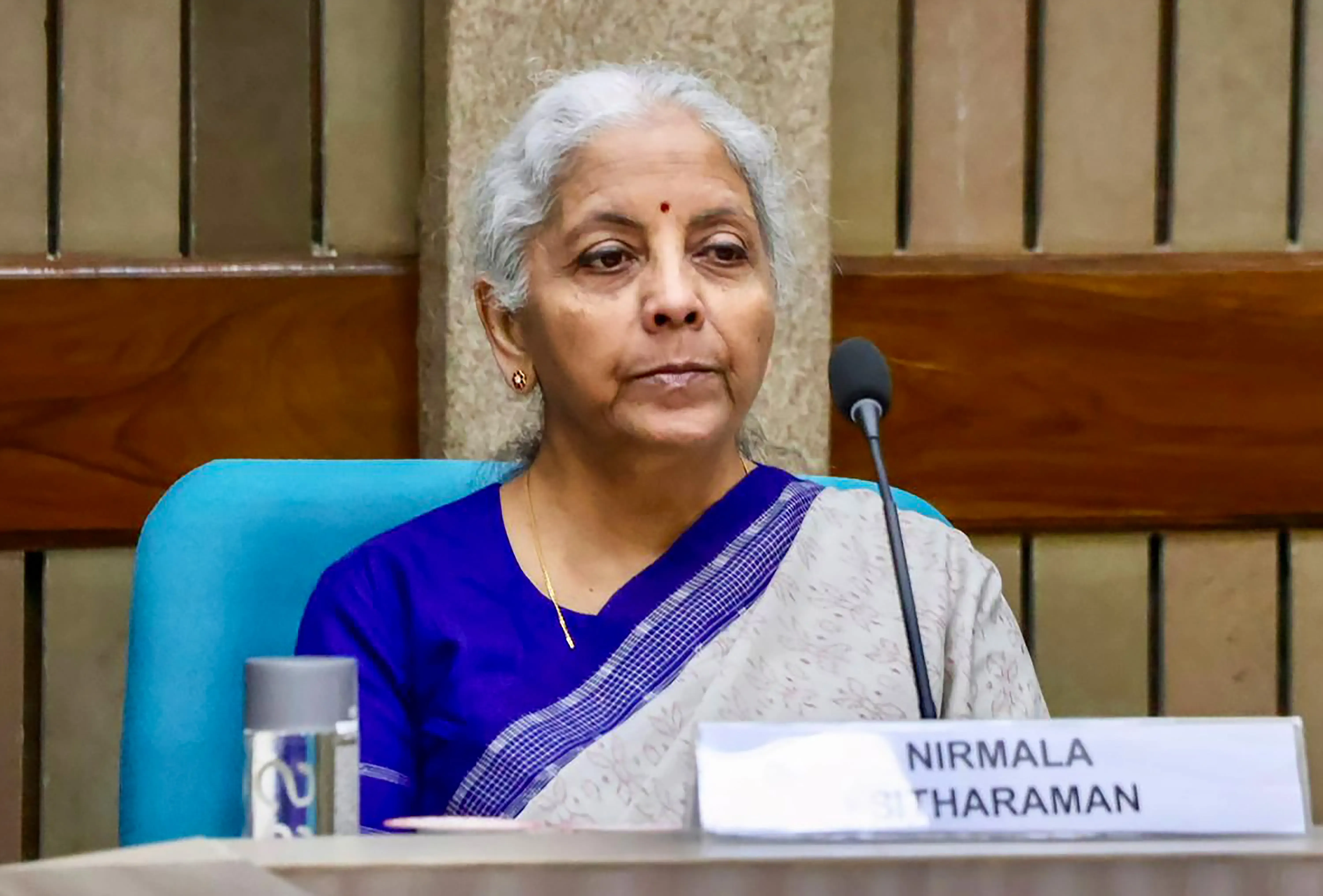 वित्त मंत्री सीतारमण: भारत की राजकोषीय स्थिति आरबीआई को अधिक नीतिगत लचीलापन प्रदान करती है