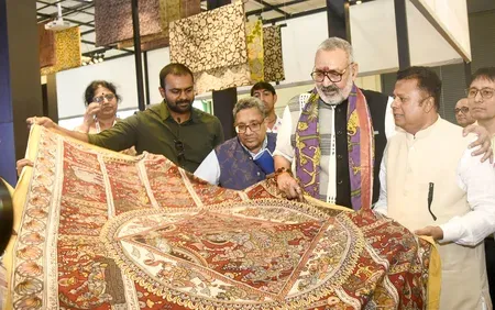 भारत का कपड़ा और परिधान निर्यात 2025-26 में 3.25 लाख करोड़ रुपए के पार पहुंचा: केंद्र