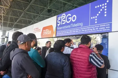 क्या इंडिगो ने 12 उड़ानें रद्द कीं और सैकड़ों यात्रियों को केरल एयरपोर्ट पर फंसा दिया?