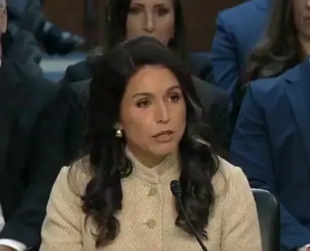 हमलों से ईरान हुआ कमजोर, लेकिन खतरा अभी खत्म नहीं: अमेरिकी इंटेलिजेंस 