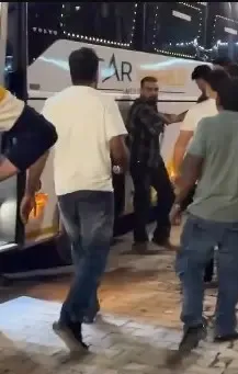 हरियाणा में कश्मीर जा रही बस पर पथराव, उमर अब्दुल्ला ने माँगी सख्त कार्रवाई