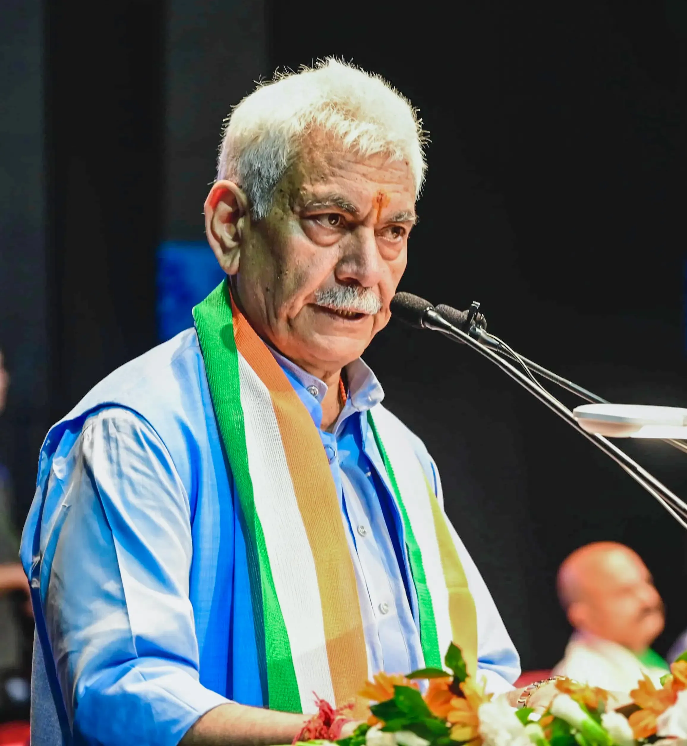 जरूरतमंदों की सेवा: उपराज्यपाल मनोज सिन्हा की प्रेरणादायक अपील