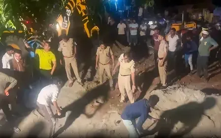 जोधपुर: 1,050 फुट गहरे बोरवेल में फंसे 9 वर्षीय भोमाराम को बचाने का अभियान जारी, कैमरे में हलचल से उम्मीद