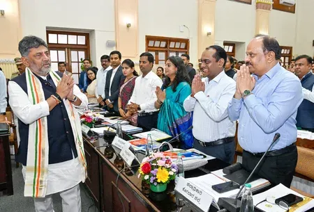 कर्नाटक एसआईआर के तहत 71.53 प्रतिशत जनगणना प्रपत्रों का वितरण किया गया