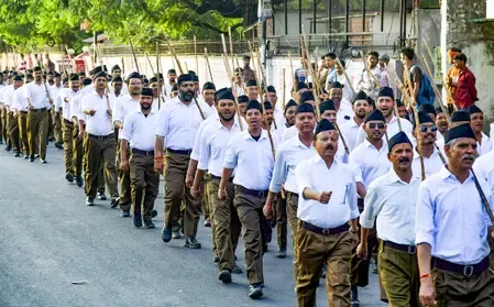 कर्नाटक: तुमकुरु में RSS के विजयादशमी मार्च पर पुलिस का फैसला अटका, कलबुर्गी-हुबली में सशर्त मंजूरी