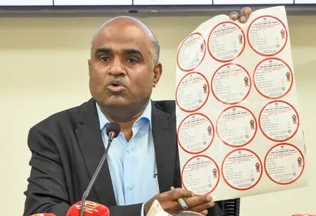 कर्नाटक एसआईआर: पाँच दिनों में 2.78 करोड़ एन्यूमरेशन फॉर्म बाँटे, 50.19% लक्ष्य पूरा