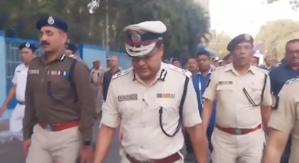 कोलकाता पुलिस ने एलपीजी गैस की कालाबाजारी रोकने के लिए बढ़ाई निगरानी