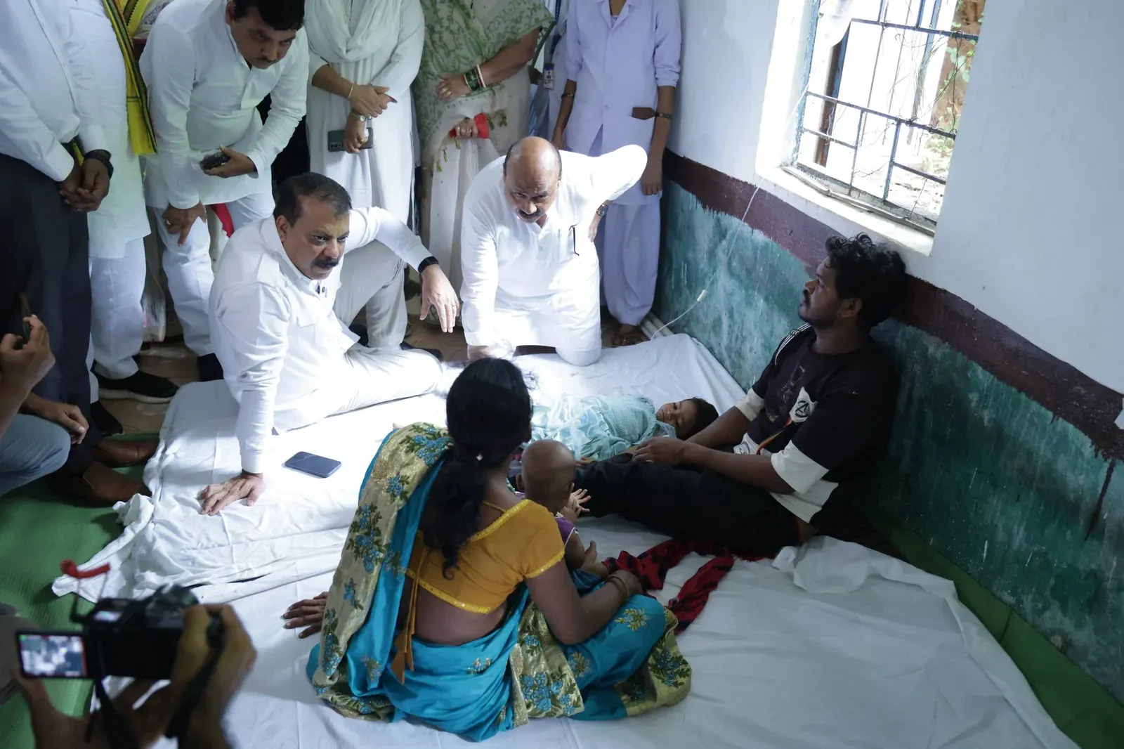 बालाघाट में रहस्यमयी बीमारी: उमंग सिंघार ने 19 बच्चों की मौत का आरोप लगाया, जिला अस्पताल में 39 भर्ती