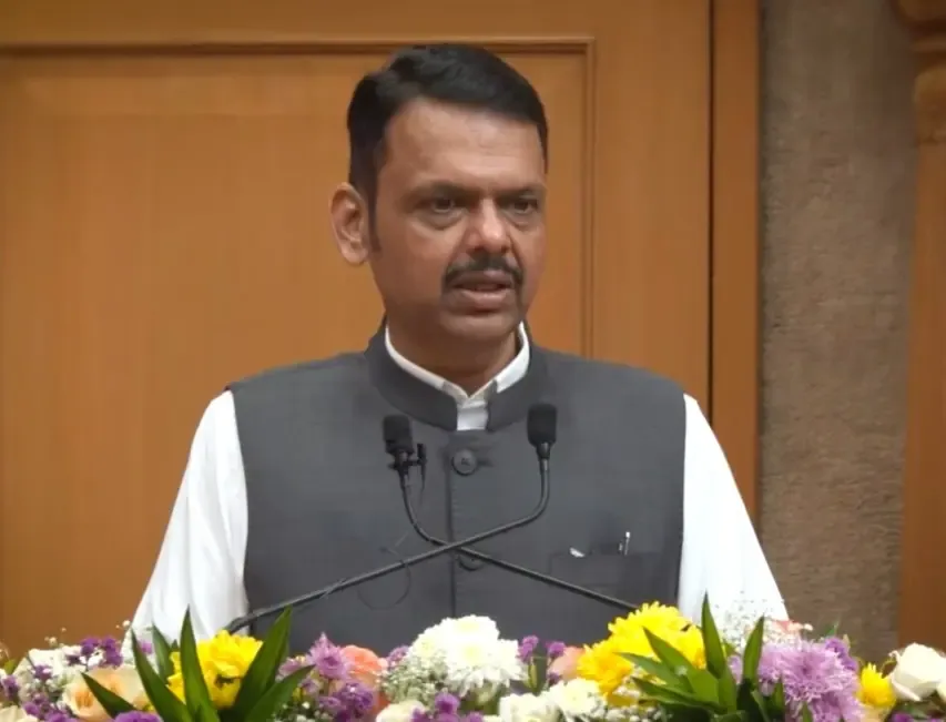 महाराष्ट्र: आदिवासी क्षेत्रों के विकास के लिए ₹25,000 करोड़ आवंटित, CM फडणवीस ने संसदीय संकुल परियोजना का किया उद्घाटन