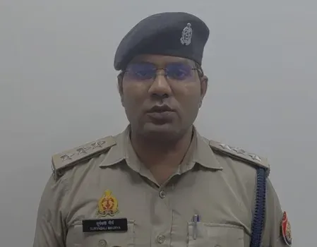 गाजियाबाद के मॉल में महिला से मारपीट का वीडियो वायरल होने पर पुलिस ने आरोपी व्यक्ति को हिरासत में लिया