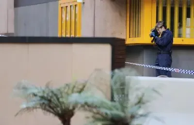 ऑस्ट्रेलिया : शॉपिंग सेंटर के बाहर शख्स पर चाकू से हमला, अस्पताल में भर्ती