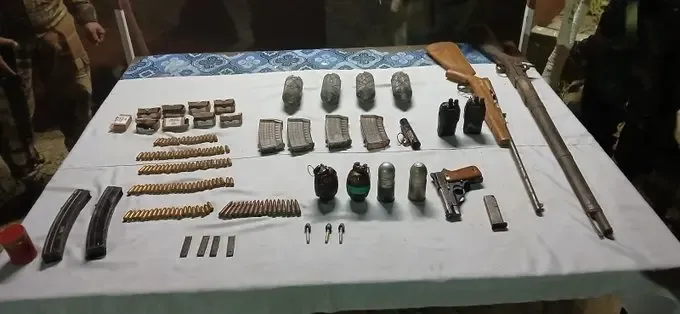 क्या मणिपुर में सुरक्षा बलों ने आतंकवादियों को पकड़ा और गोला-बारूद बरामद किया?