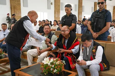 मणिपुर CM खेमचंद सिंह ने सेनापति में विकास परियोजनाओं की समीक्षा की, 27 गांवों को पानी देगा रिखरुरी डैम