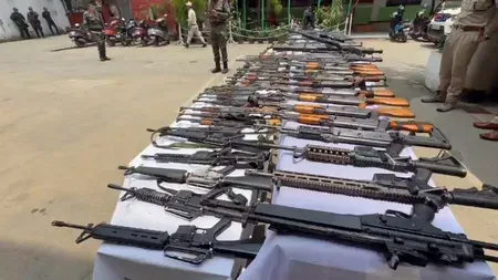 मणिपुर में 67 हथियार बरामद: 27 AK राइफल, 4 UNLF-पामबेई उग्रवादी गिरफ्तार