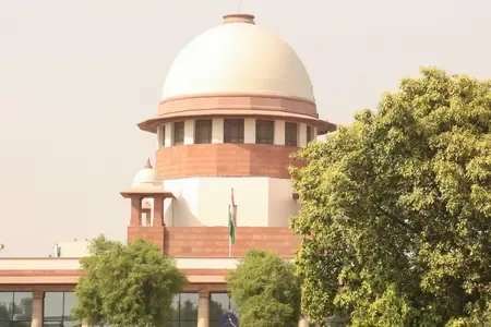 क्या मैच होना चाहिए? सुप्रीम कोर्ट ने भारत-पाकिस्तान मैच रद्द करने की याचिका पर तुरंत सुनवाई से किया इनकार