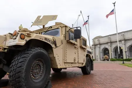 मेक्सिको ने अमेरिका को डाक और पार्सल डिलीवरी रोकी, नए सीमा शुल्क नियम का असर