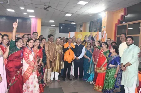 केन्या के ऐतिहासिक राम मंदिर में दीपावली, एमओएस कीर्ति वर्धन सिंह भी रहे मौजूद