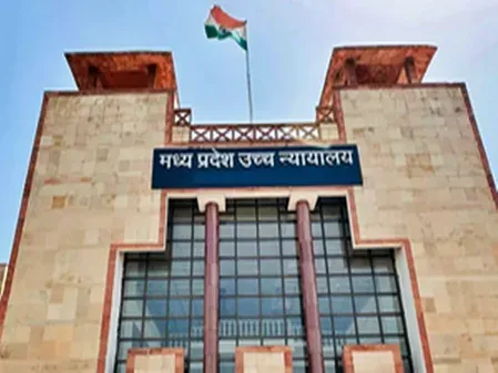 मध्य प्रदेश हाईकोर्ट का बड़ा फैसला: कारपूलिंग, पब्लिक ट्रांसपोर्ट और वर्चुअल सुनवाई को मिली प्राथमिकता
