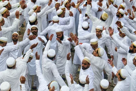 मुहर्रम पर आंध्र प्रदेश के राज्यपाल और मुख्यमंत्री ने इमाम हुसैन की शहादत को किया नमन
