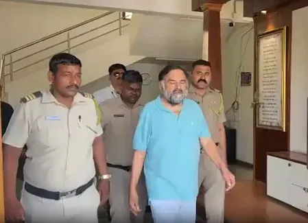 ईडी ने धर्मगुरु अशोक खरात समेत 6 के खिलाफ चार्जशीट दाखिल की, ₹36.90 करोड़ की संपत्ति जब्त