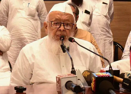 राजनीतिक फायदे के लिए मुसलमानों और मदरसों को निशाना बनाया जा रहा है: अरशद मदनी