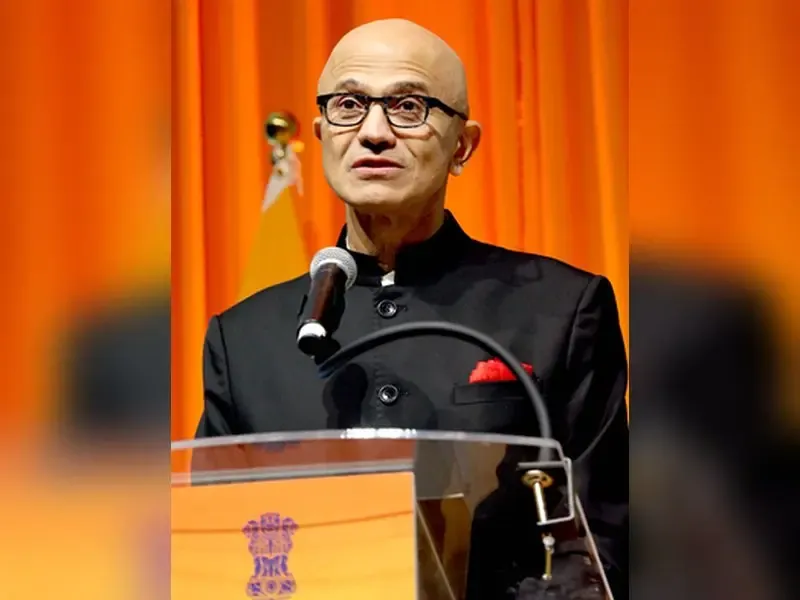 सत्य नडेला की चेतावनी: एआई मॉडल्स को 'इनसाइडर थ्रेट' मानें, 'इमरजेंसी ब्रेक' सिस्टम बनाना ज़रूरी