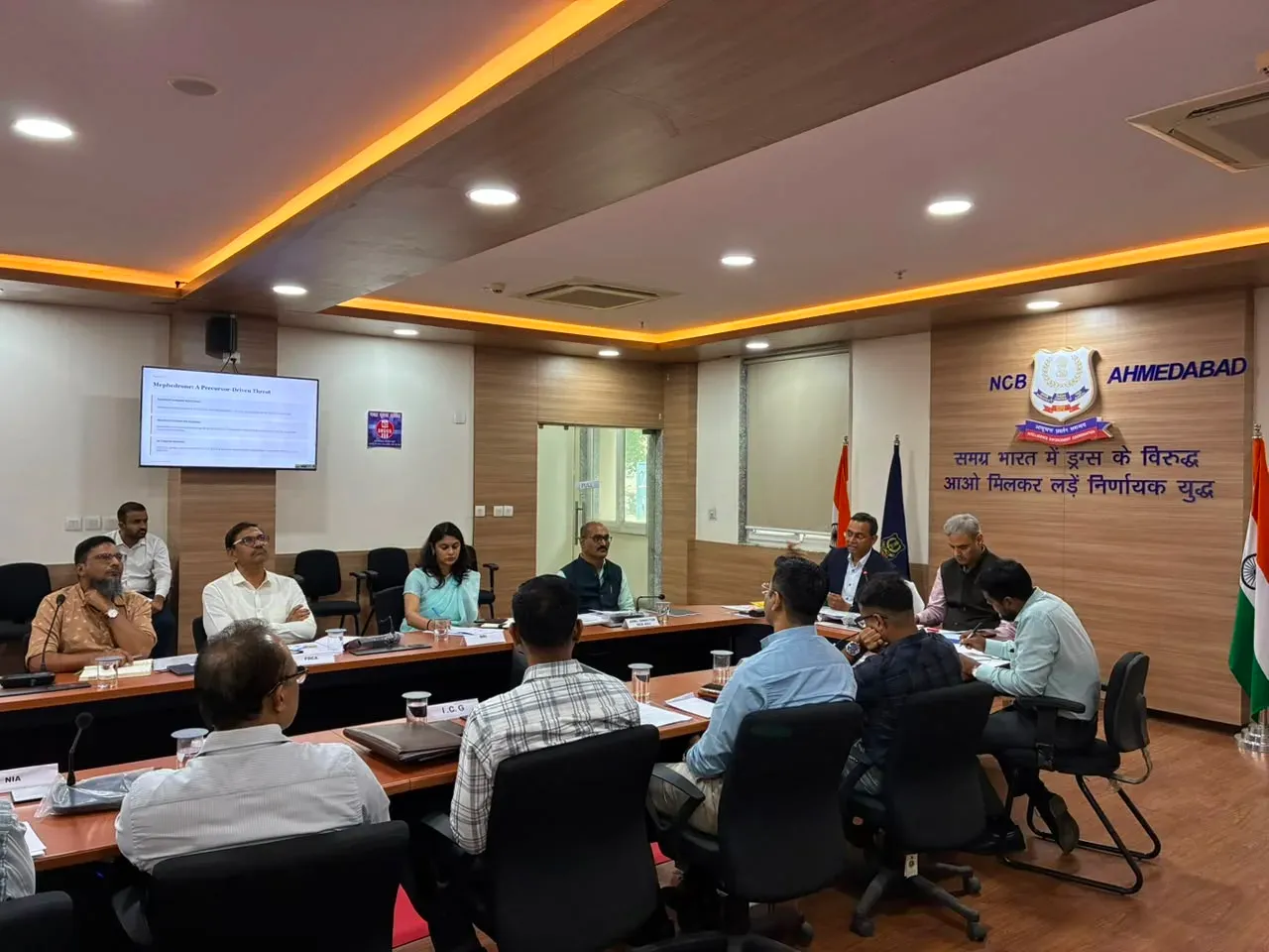 एनसीबी की गुजरात जेसीसी बैठक: मादक पदार्थ तस्करी के खिलाफ खुफिया साझेदारी और वित्तीय जांच पर जोर