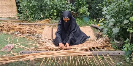 कश्मीर के कारीगरों ने 'मन की बात' में जिक्र किए जाने पर पीएम मोदी का शुक्रिया अदा किया
