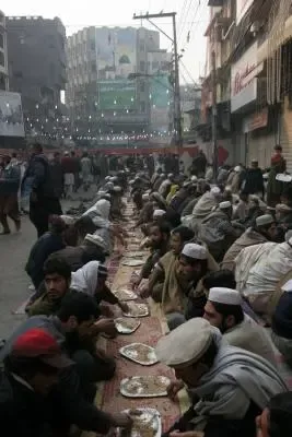 क्या नए घरेलू सर्वे ने पाकिस्तान में बढ़ती गरीबी की पुष्टि की है?