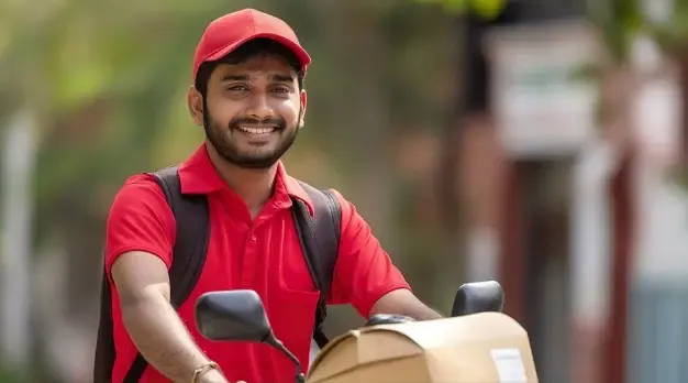 क्या नई श्रम संहिताएं सामाजिक सुरक्षा को बढ़ाती हैं और नियोक्ताओं के अनुपालन बोझ को कम करती हैं?