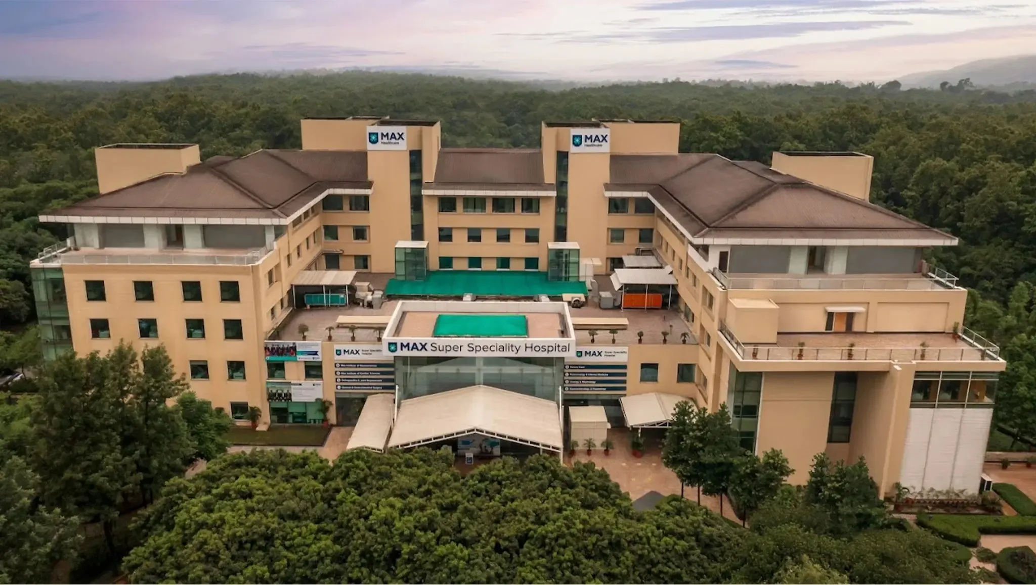 क्या निवा बूपा ने मैक्स हॉस्पिटल्स के लिए कैशलेस सुविधा को सस्पेंड किया?