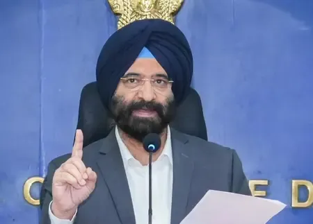 क्या दिल्ली में 18 दिसंबर से बिना पीयूसी ईंधन नहीं मिलेगा? सरकार ने चौकसी बढ़ाई है