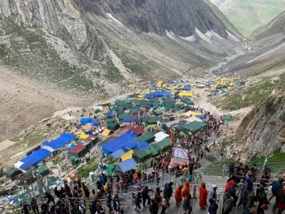 भारी बारिश के कारण अमरनाथ यात्रा स्थगित, जम्मू से नहीं रवाना होगा कोई काफिला 