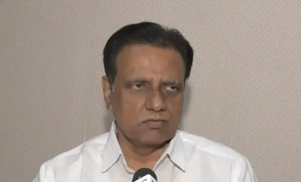 राहुल गांधी पर BJP का हमला: विदेश दौरों में संवैधानिक संस्थाओं को कमज़ोर करने का आरोप
