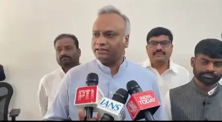 बेंगलुरु में बांग्लादेशी घुसपैठियों की मौजूदगी का आधार क्या है? प्रियंक खड़गे ने भाजपा से पूछा सवाल