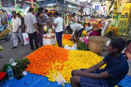 ओणम के लिए केरल सरकार की बड़ी तैयारी, सस्ते राशन और मुफ्त किट का ऐलान