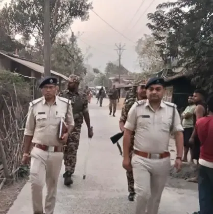 मालदा बाजार में छत गिरने से हुआ हादसा, एक की जान गई और दूसरा गंभीर रूप से घायल