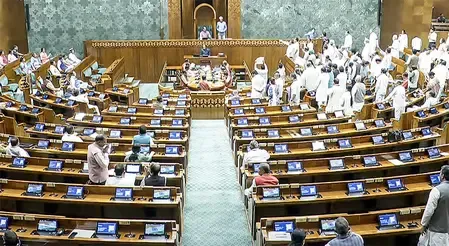 विपक्षी सांसदों ने लोकसभा अध्यक्ष को लिखा पत्र, मतदाता सूची पुनरीक्षण पर विशेष चर्चा की मांग