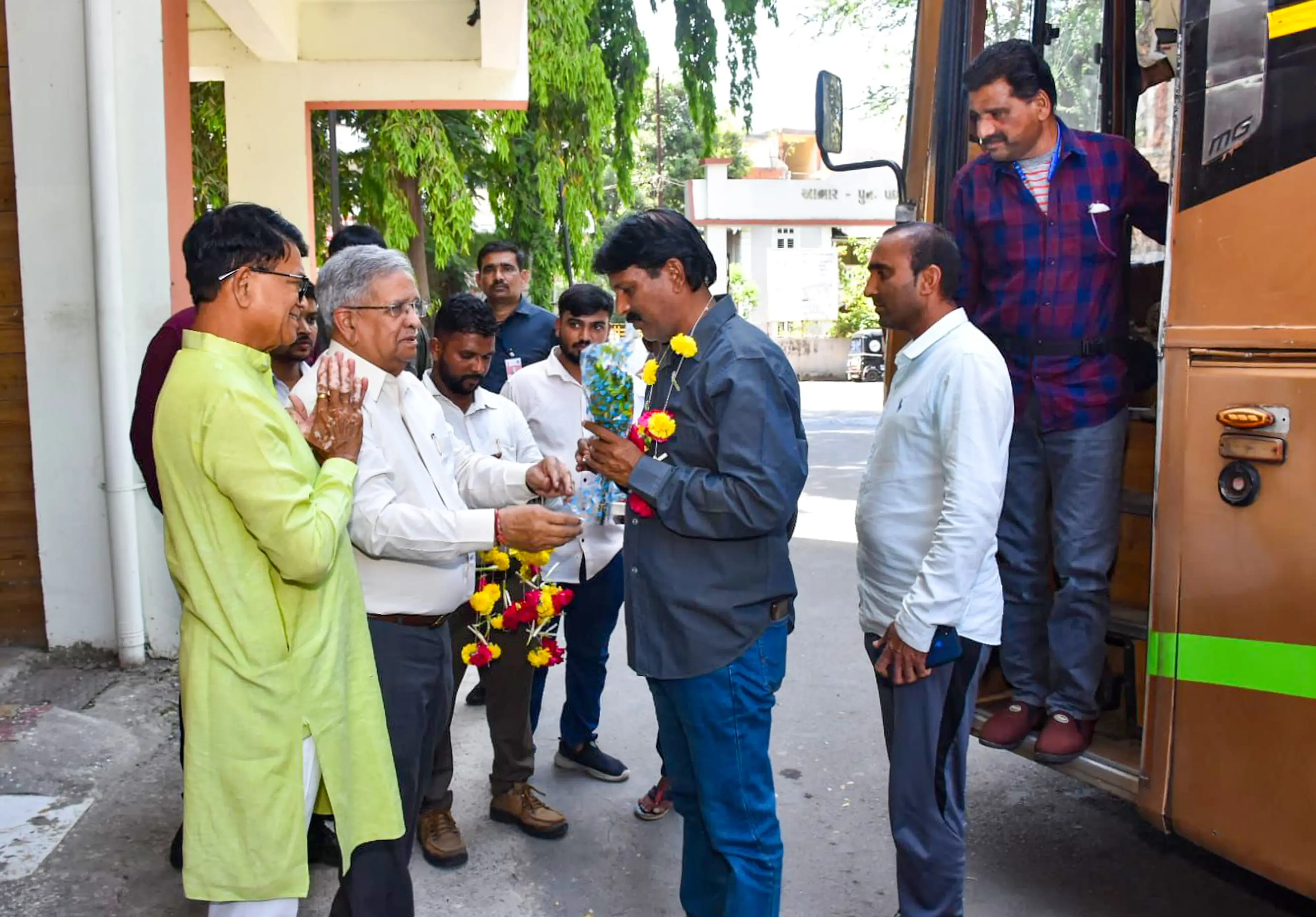 भारत ने ईरान संघर्ष के बाद 2,361 नागरिकों को सुरक्षित लौटाया