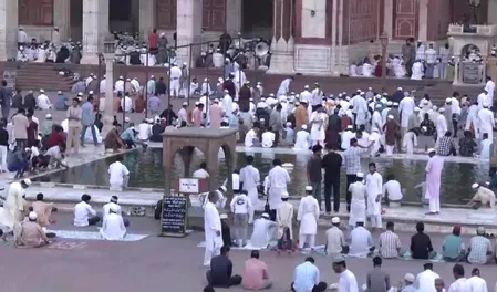 दिल्ली की जामा मस्जिद समेत पूरे देश में कड़ी सुरक्षा के बीच मनाई जा रही बकरीद