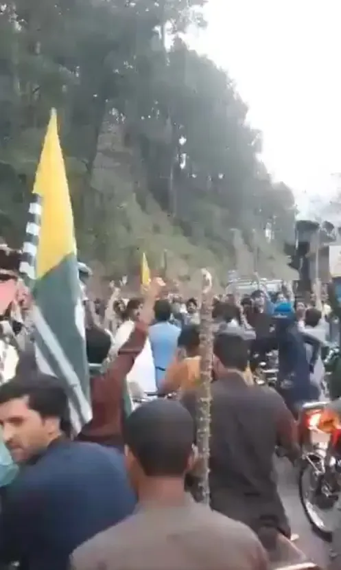 क्या पीओके संकट के बीच सरकार ने प्रदर्शनकारियों को बातचीत का न्योता दिया?