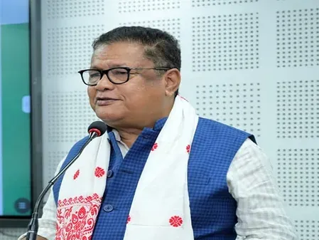 पॉलिएस्टर को लेकर चिंताओं के बीच असम सरकार ने स्कूल यूनिफॉर्म पॉलिसी के बारे में जानकारी दी