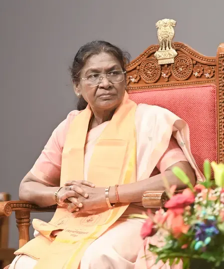 क्या द्रौपदी मुर्मू का अफ्रीका दौरा है खास? जानें अंगोला और बोत्सवाना की यात्रा के महत्व