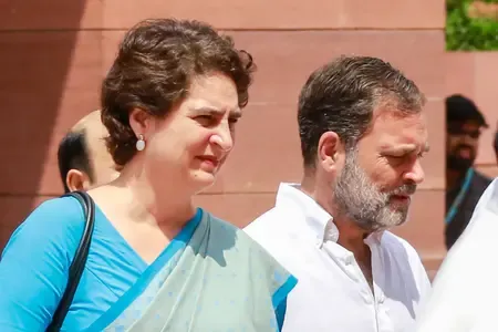 प्रियंका गांधी आज बिहार में राहुल गांधी की 'वोटर अधिकार यात्रा' में शामिल होंगी