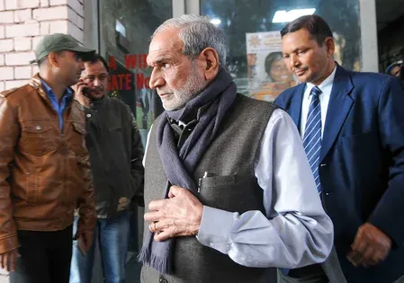 सज्जन कुमार को रोल मॉडल बताने पर भड़की पंजाब भाजपा, कहा- कांग्रेस की सिख-विरोधी सोच उजागर