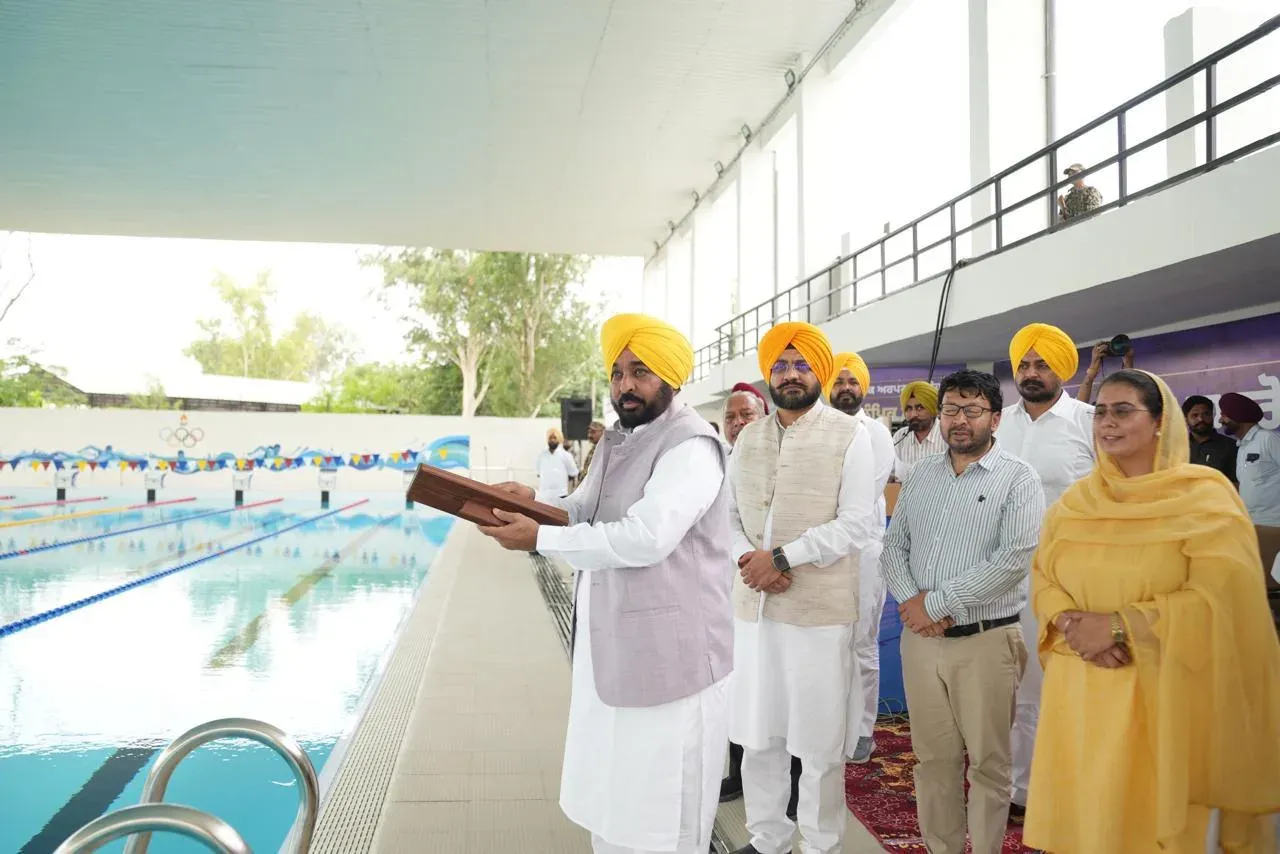 संगरूर में ₹9.50 करोड़ का ओलंपिक स्विमिंग पूल उद्घाटित, CM भगवंत मान बोले— यहाँ से निकलेंगे विश्व चैंपियन